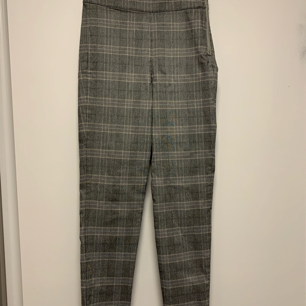 High waisted mixed grey plaid pants from Dynamite- XS
